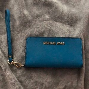Michael Kors Clutch